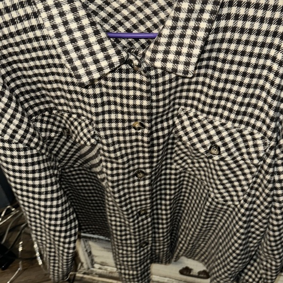 SHEIN cream and brown checkered button down thick long sleeve with pockets 2x - Picture 5 of 5